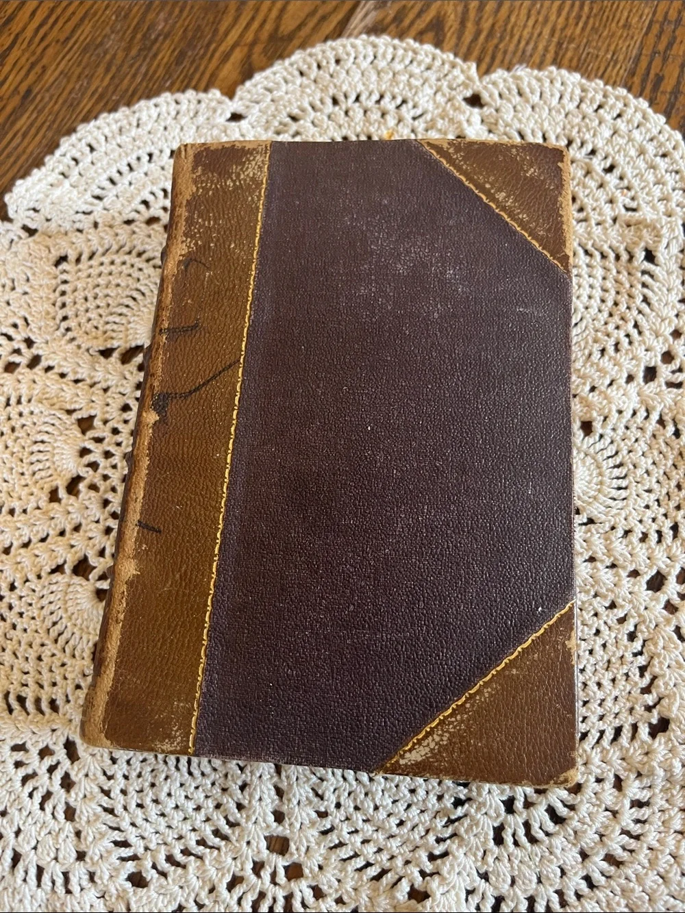 Vintage Brown Leather Hardcove Shakespeare 1868  Book - Picture 2 of 8